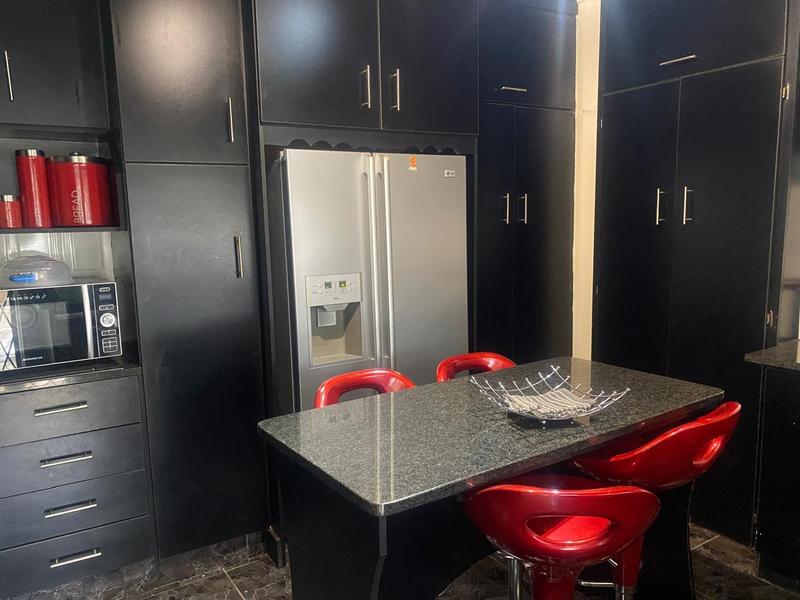 6 Bedroom Property for Sale in Komani Park Eastern Cape